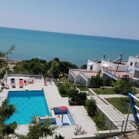 Oasis Residency Apartment *