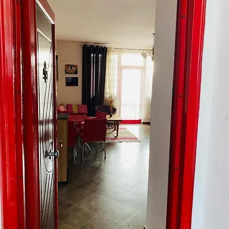 Oasis Residency Spille